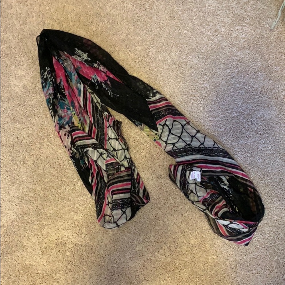 Pink-Black Pattern Scarf